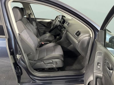 2014 Volkswagen Golf Auto