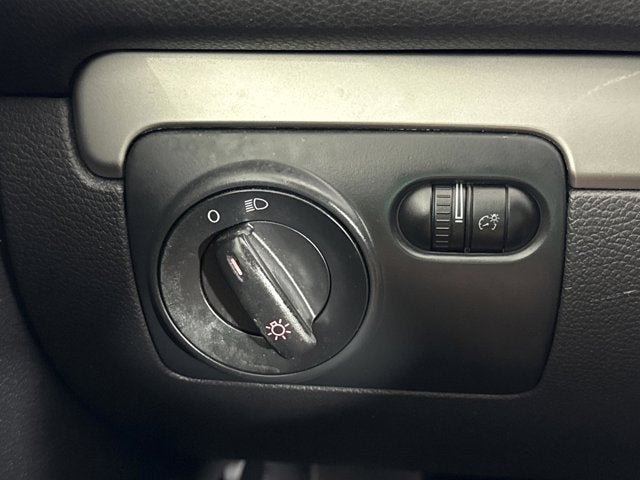 2012 Volkswagen Golf 2.5