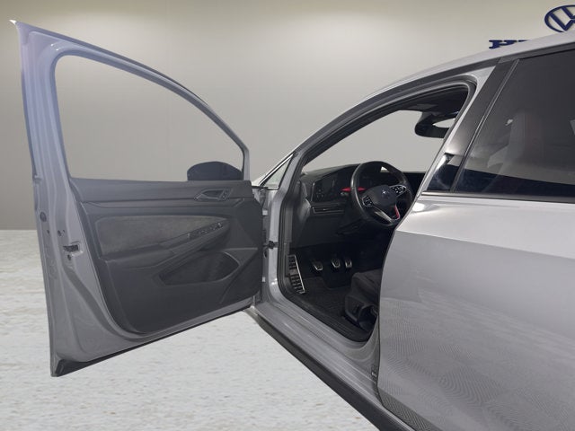 2023 Volkswagen Golf GTI SE