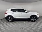 2021 Volvo XC40 Momentum