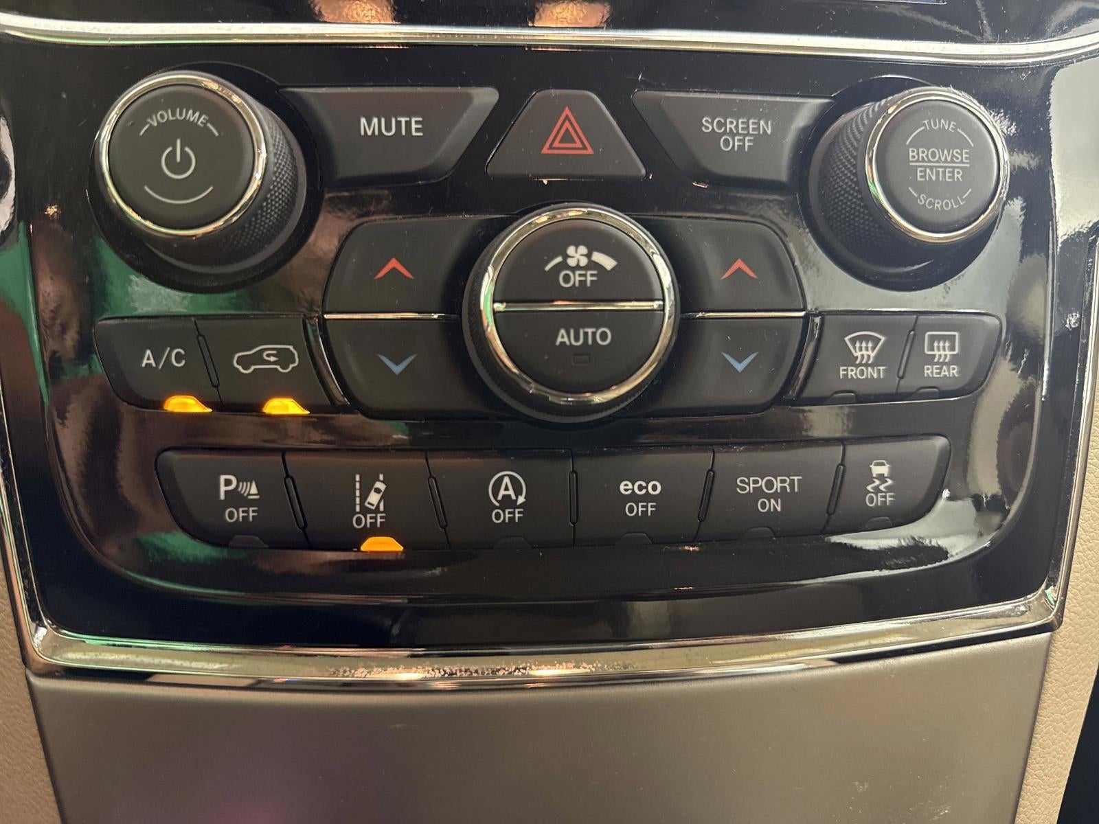 2022 Jeep Grand Cherokee WK Laredo E