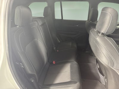 2024 Jeep Grand Cherokee Laredo 4x2