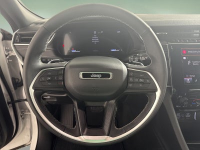 2024 Jeep Grand Cherokee Laredo 4x2