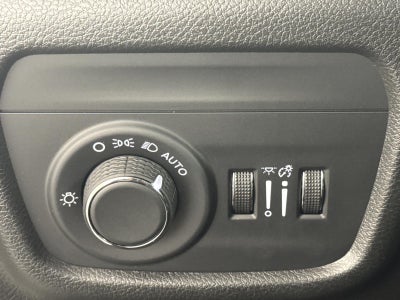 2024 Jeep Grand Cherokee Laredo 4x2