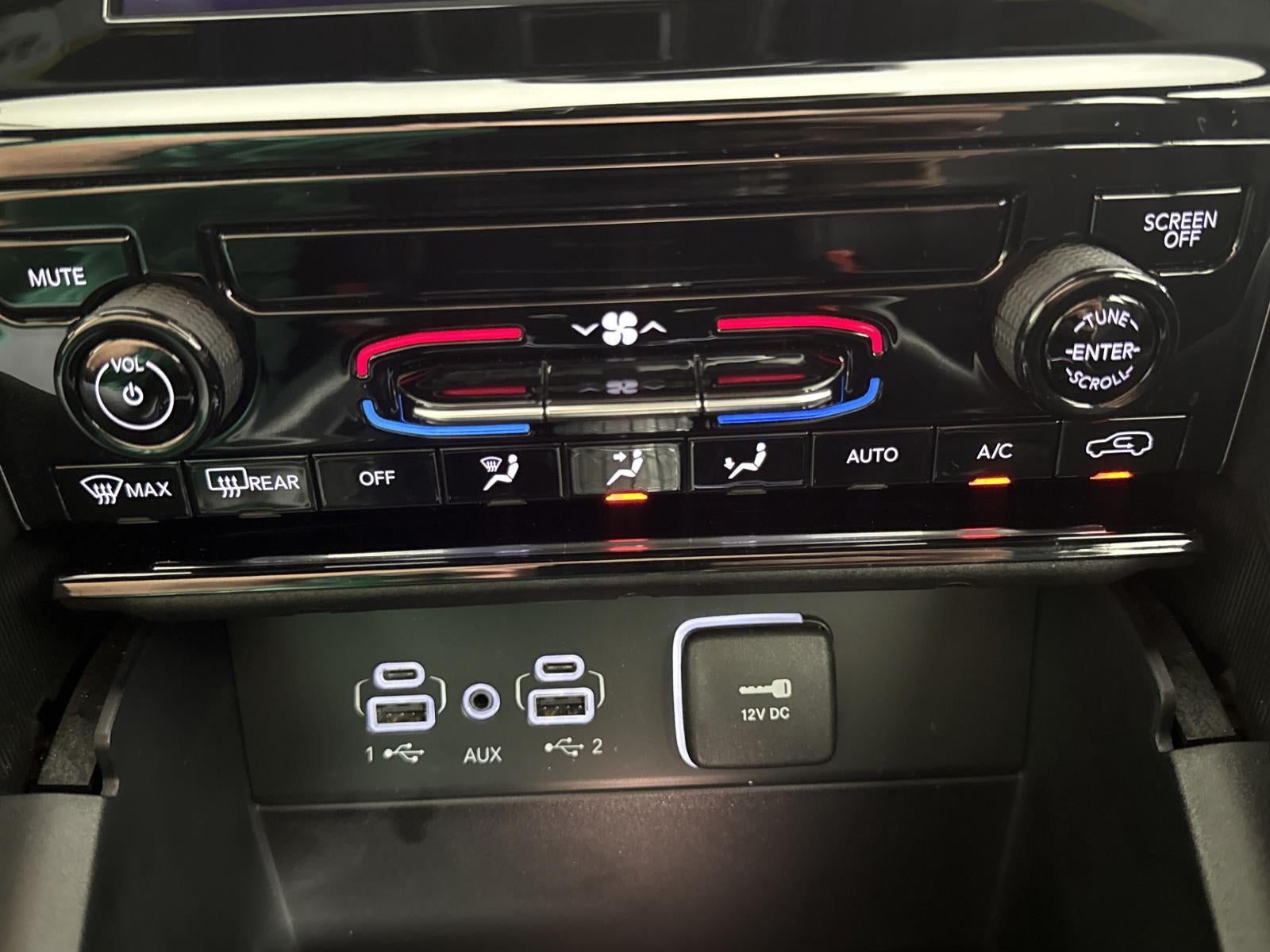 2024 Jeep Grand Cherokee Laredo 4x2