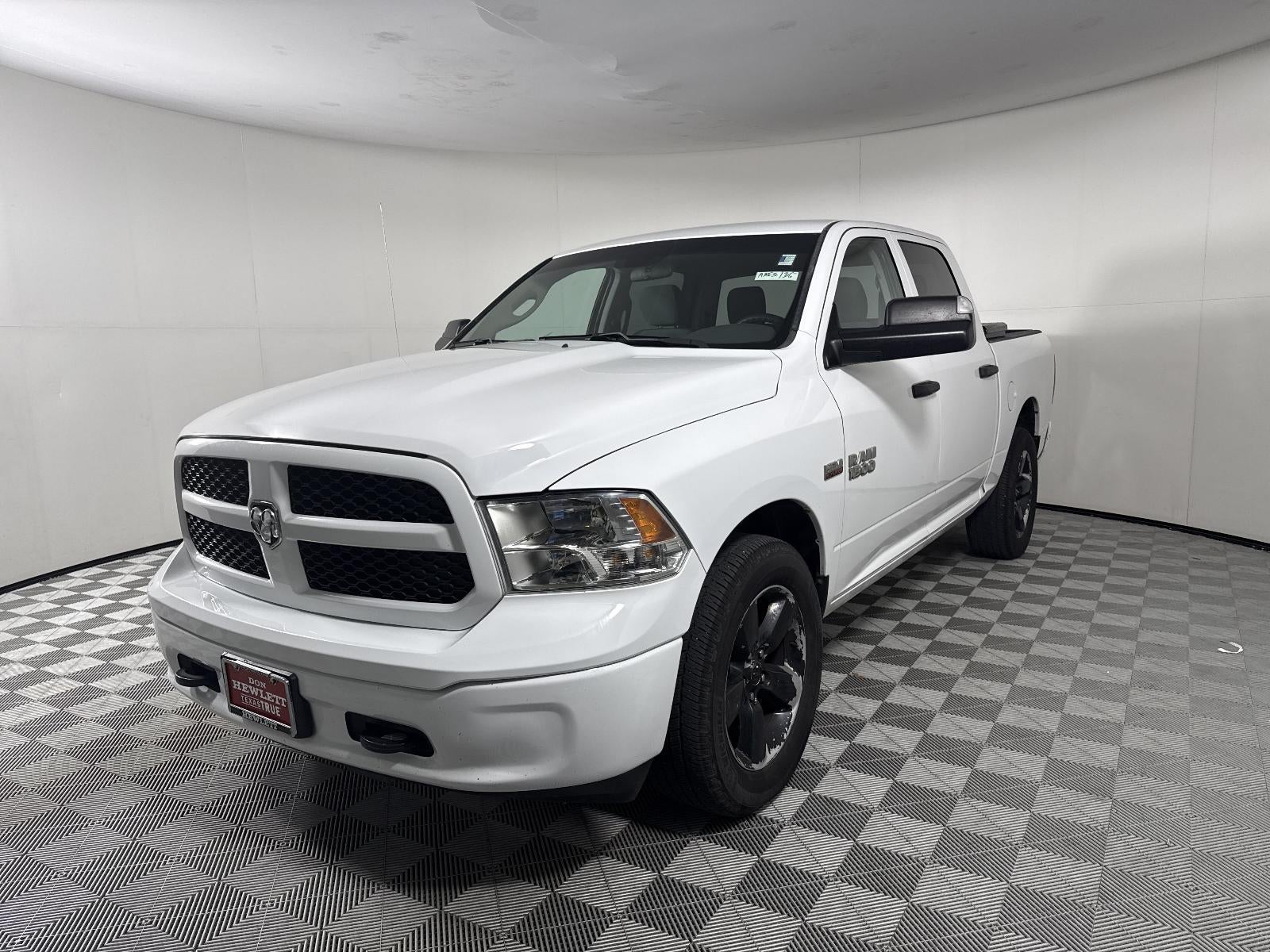 2018 RAM 1500 Tradesman Crew Cab 4x4 5'7" Box