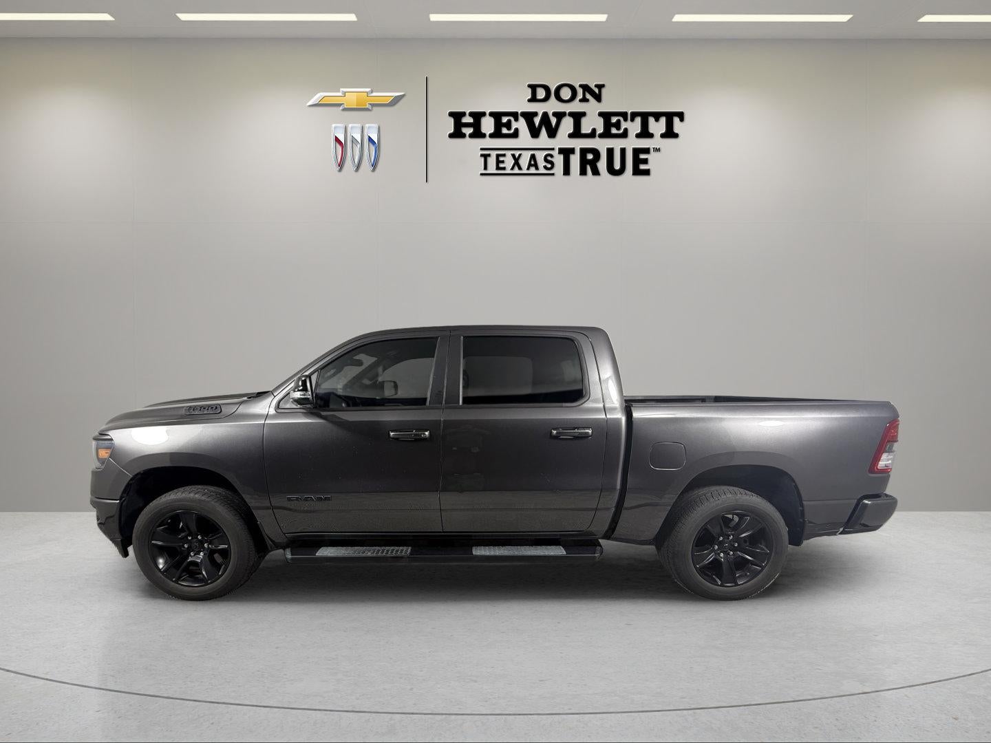 2021 RAM 1500 Lone Star Crew Cab 4x2 5'7" Box