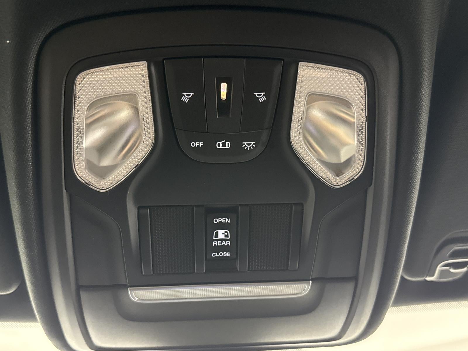 2021 RAM 1500 Lone Star Crew Cab 4x2 5'7" Box