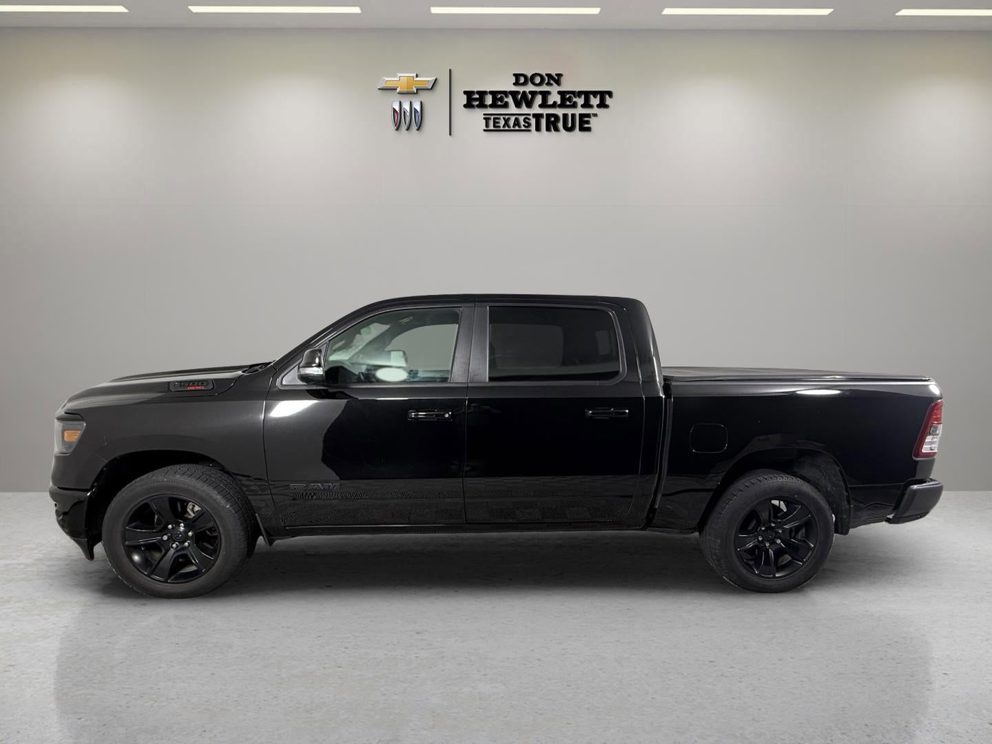 2022 RAM 1500 Lone Star Crew Cab 4x4 5'7" Box