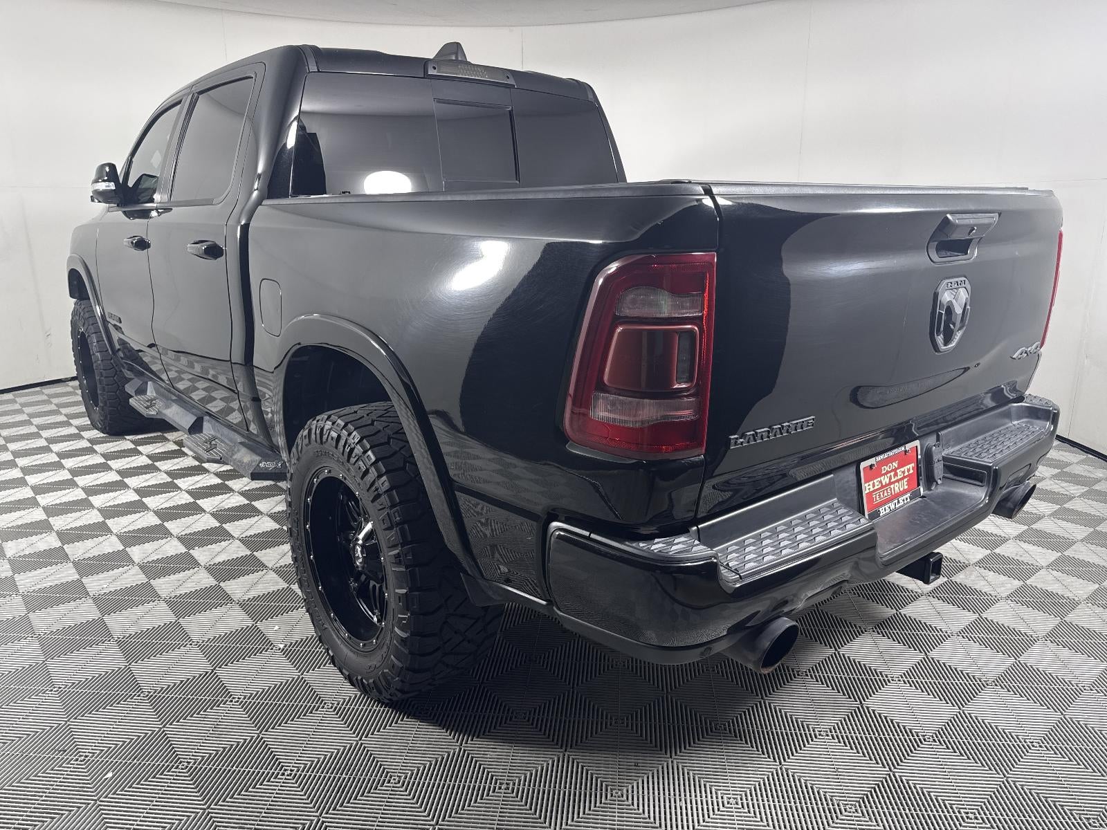 2021 RAM 1500 Laramie Crew Cab 4x4 5'7" Box