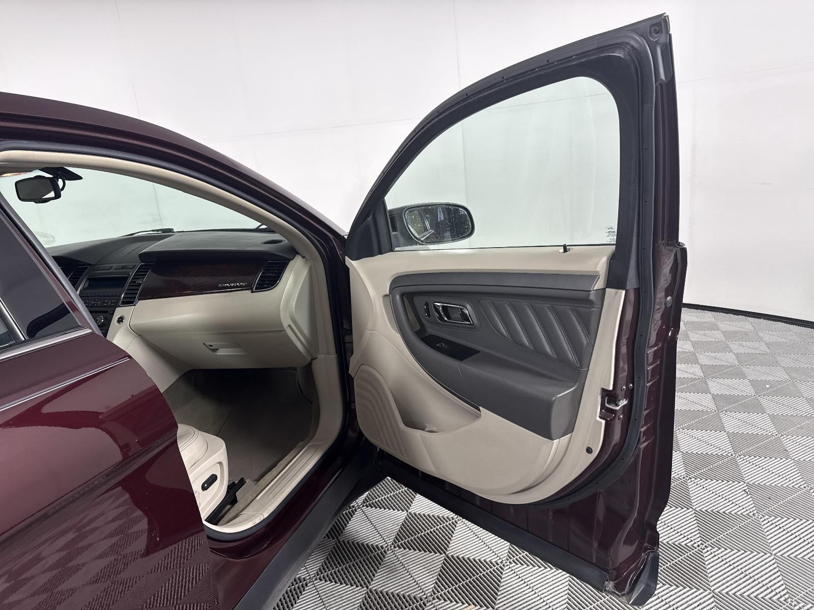 2011 Ford Taurus SEL