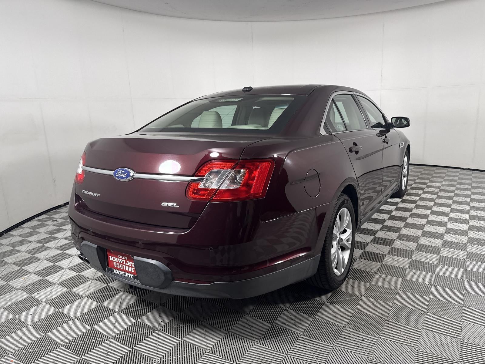 2011 Ford Taurus SEL