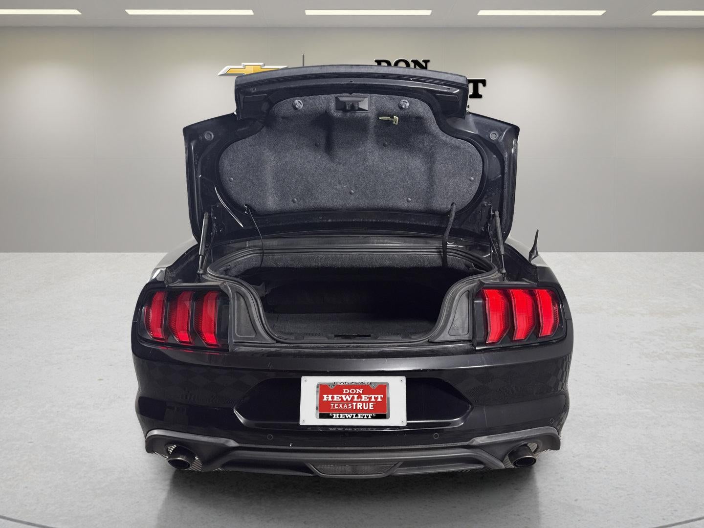 2020 Ford Mustang EcoBoost