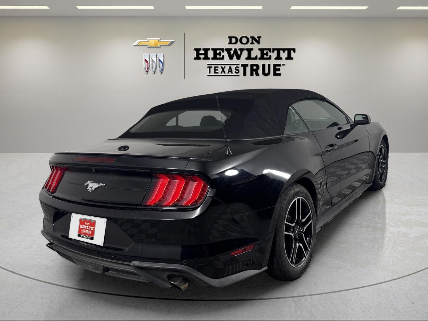2020 Ford Mustang EcoBoost