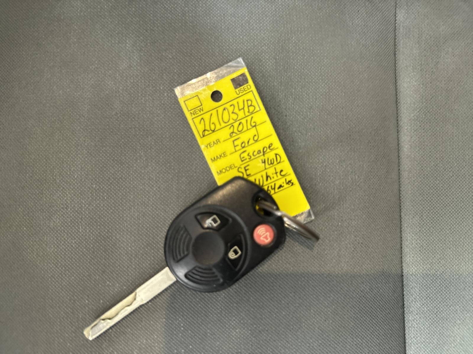 2016 Ford Escape SE