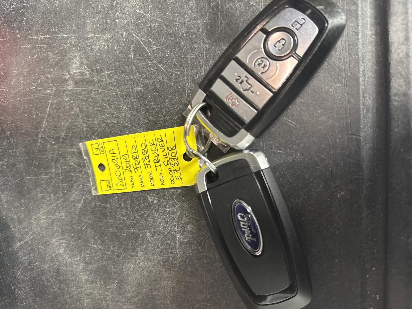 2019 Ford Super Duty F-350 DRW XL