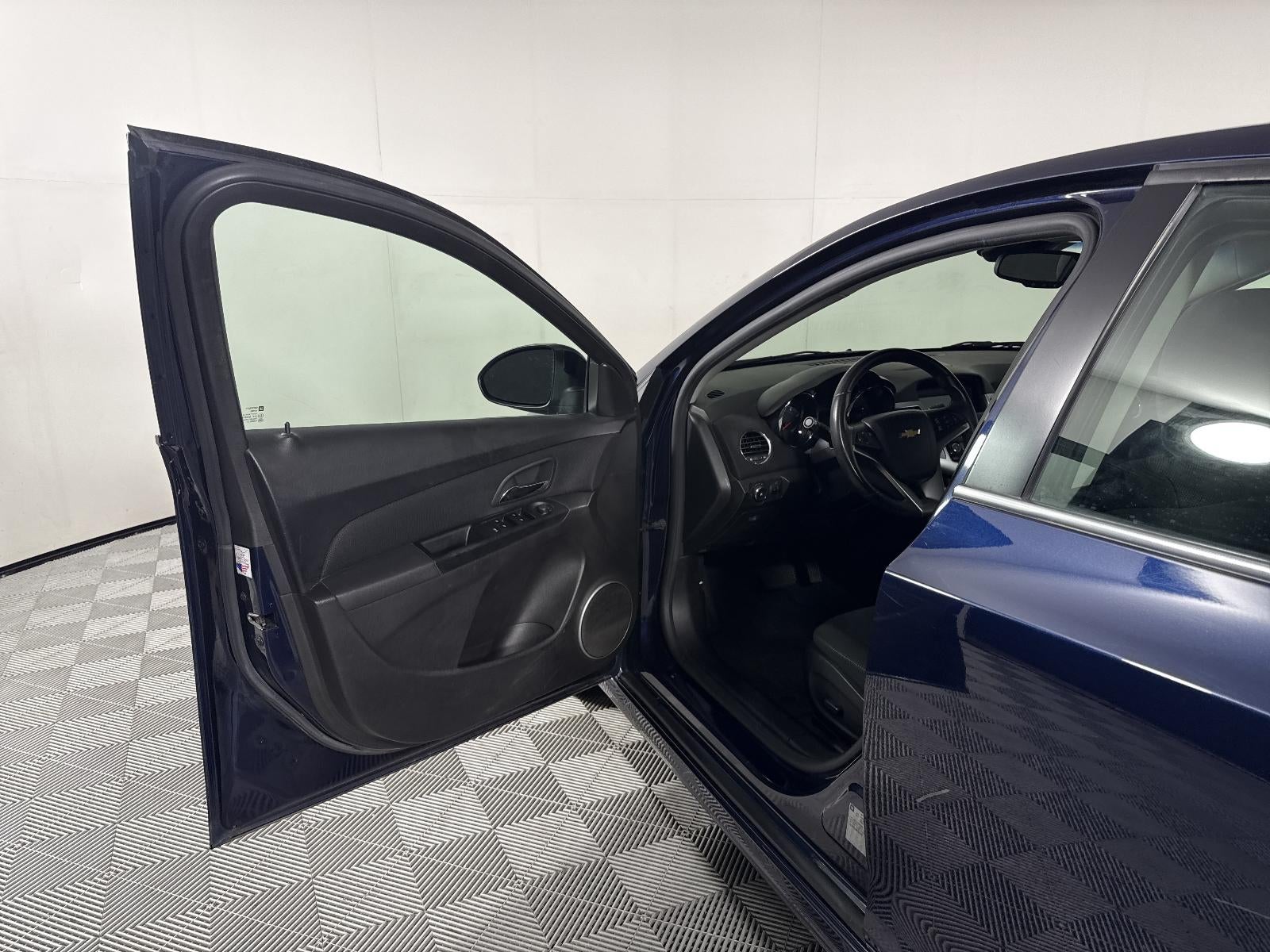 2011 Chevrolet Cruze LT w/1LT