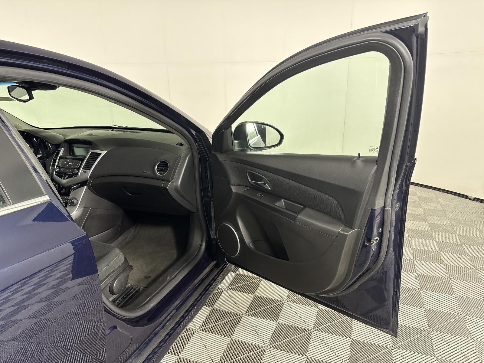 2011 Chevrolet Cruze LT w/1LT