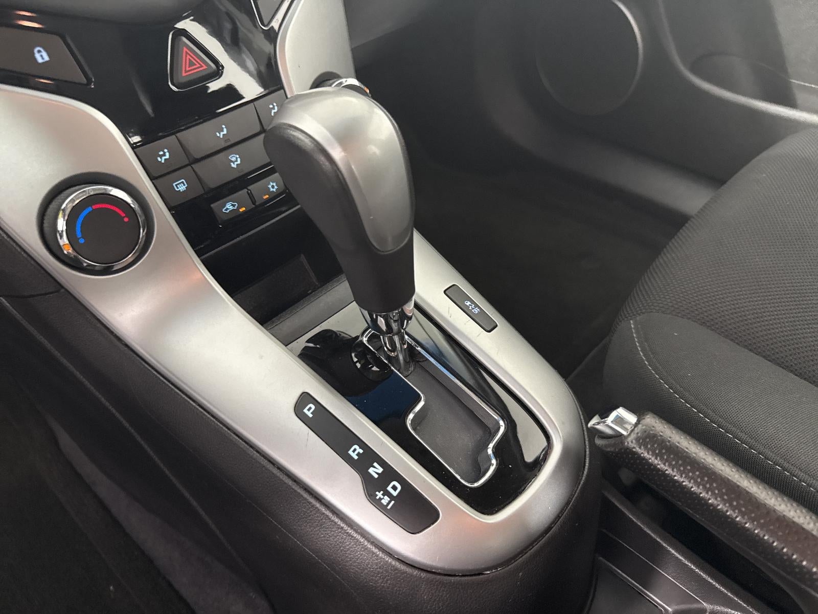 2011 Chevrolet Cruze LT w/1LT