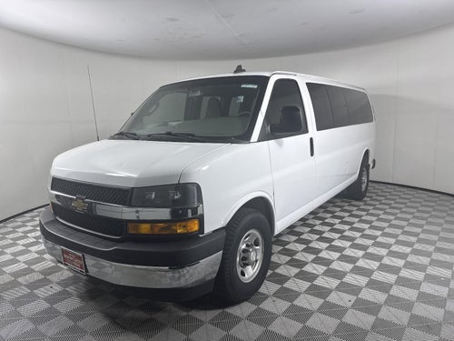 2017 Chevrolet Express Passenger 3500 LT