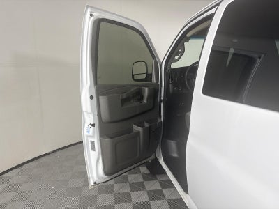 2017 Chevrolet Express Passenger 3500 LT