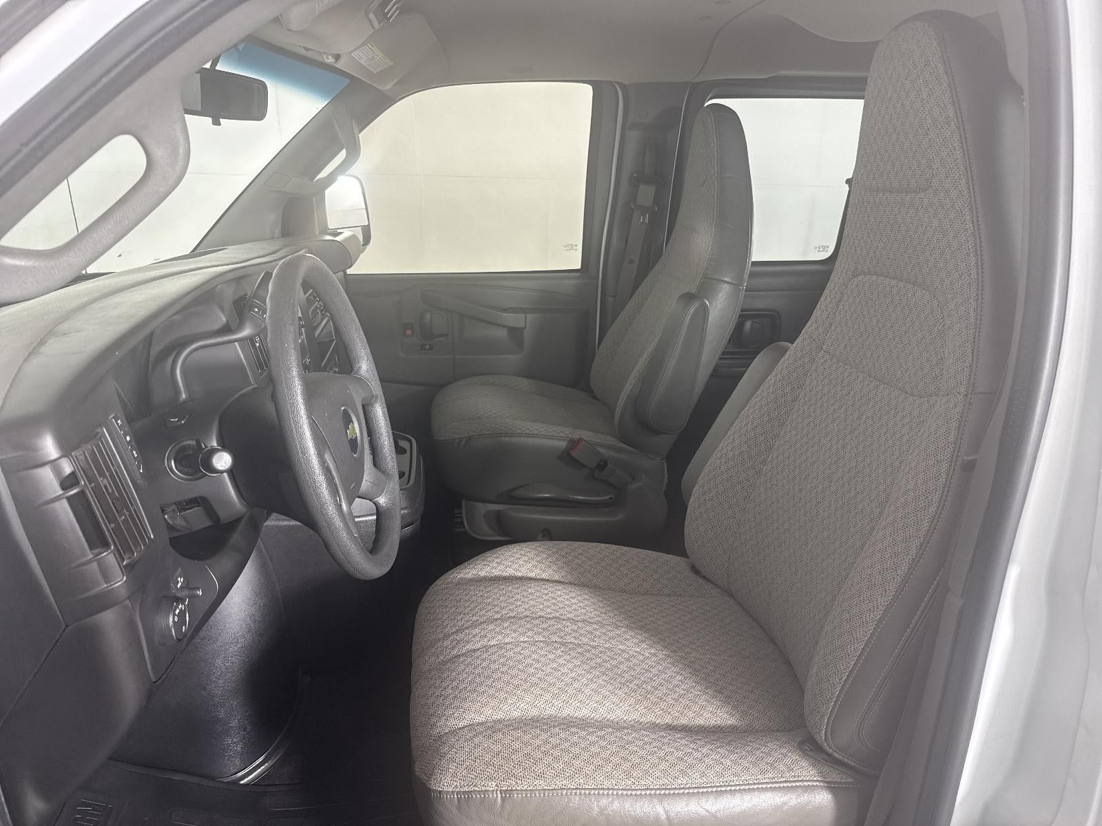 2017 Chevrolet Express Passenger 3500 LT