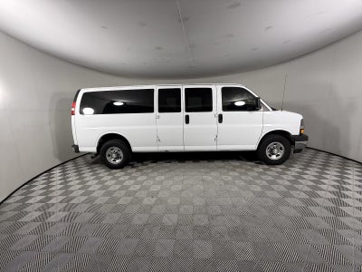 2017 Chevrolet Express Passenger 3500 LT