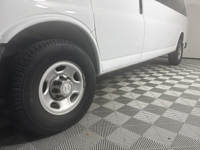 2017 Chevrolet Express Passenger 3500 LT