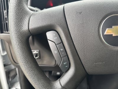 2023 Chevrolet Express Passenger 3500 1LT