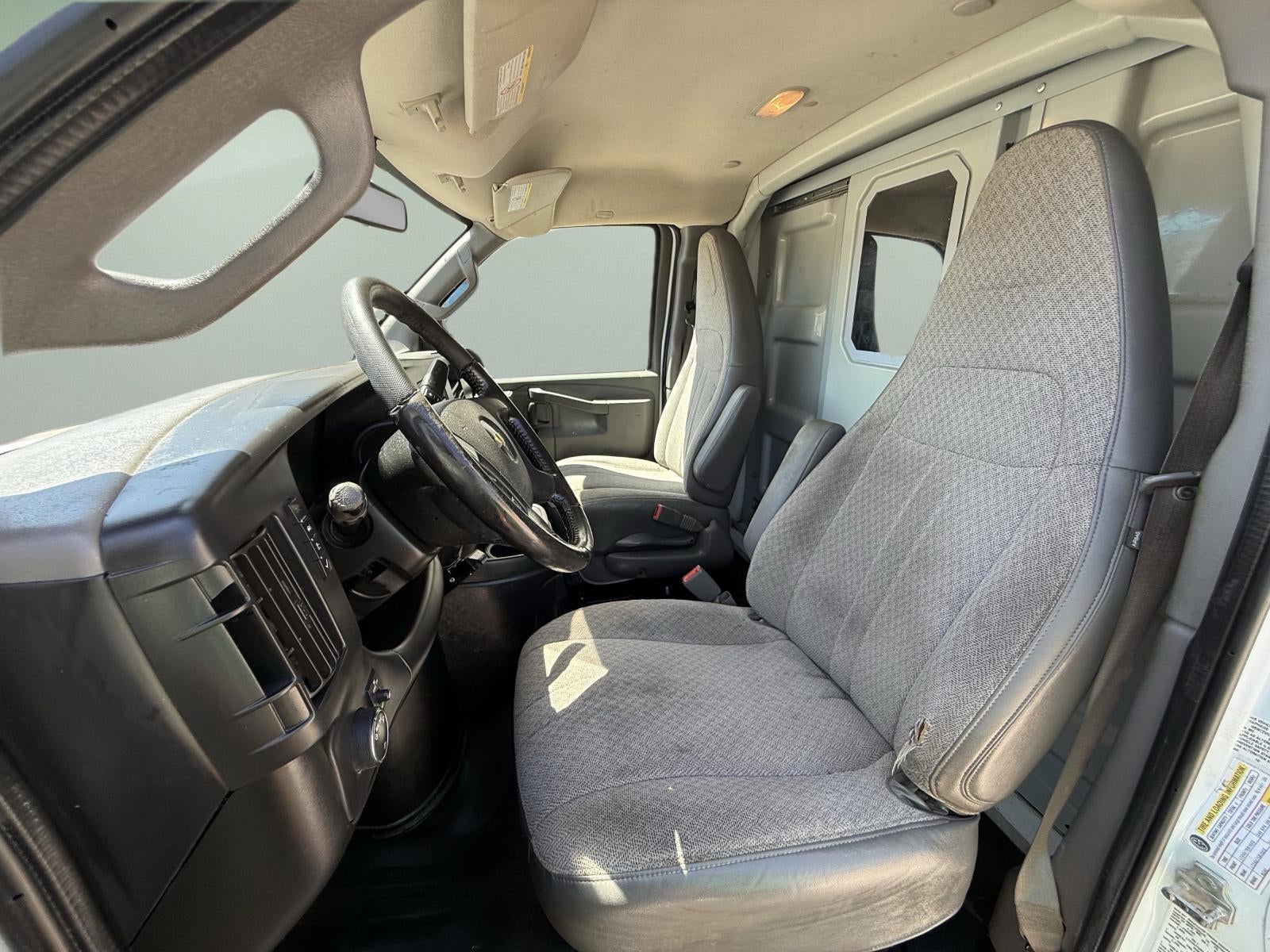 2021 Chevrolet Express Cutaway 3500 Work Van