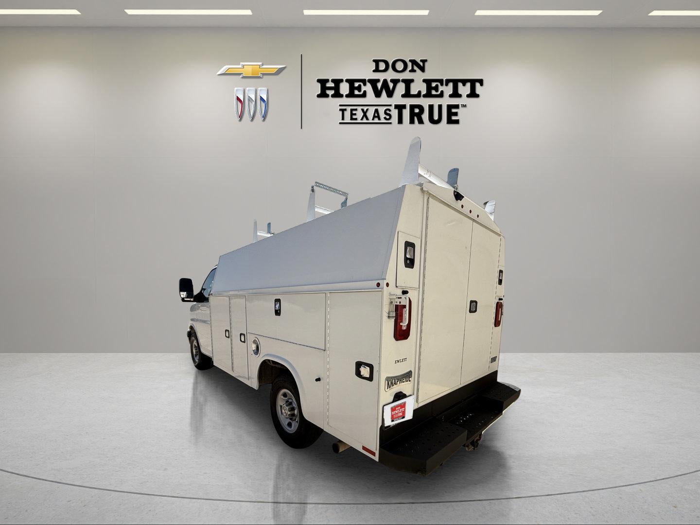 2021 Chevrolet Express Cutaway 3500 Work Van