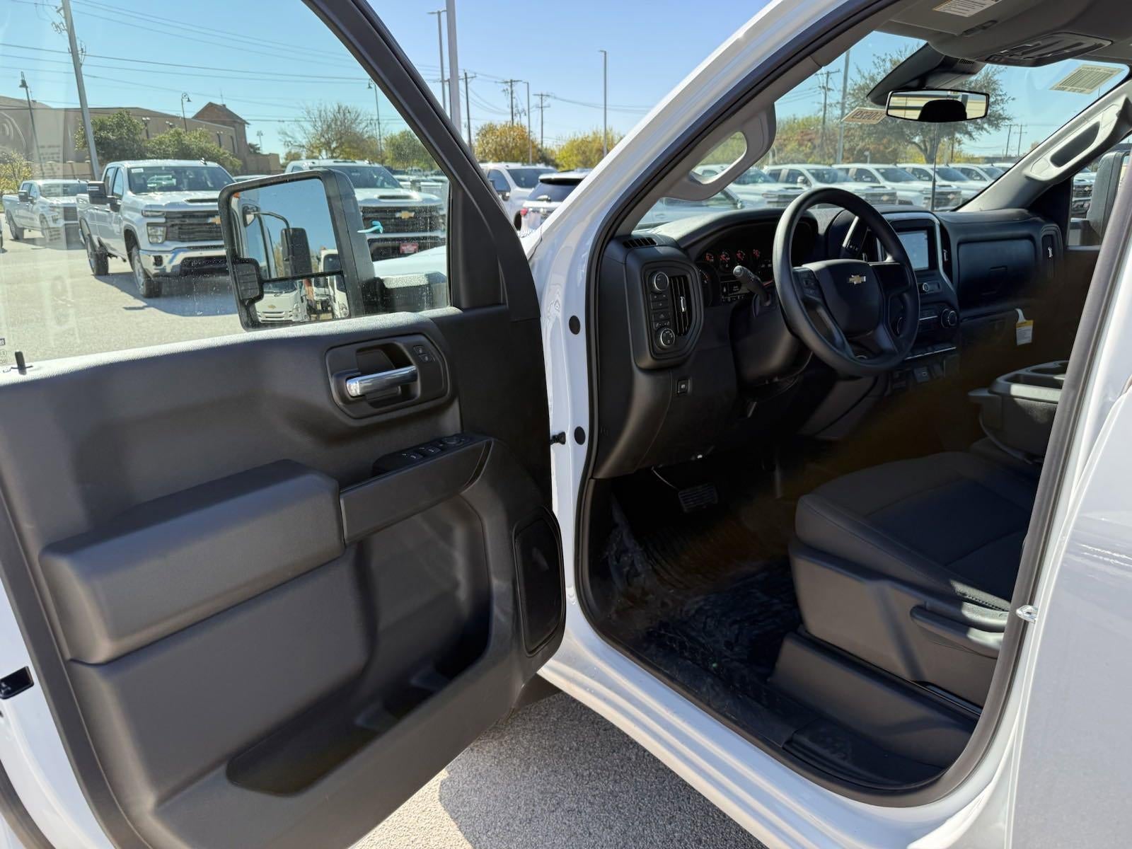 2025 Chevrolet Silverado 3500 HD Chassis Cab Work Truck