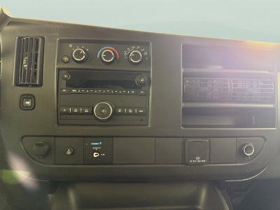 2024 Chevrolet Express Cargo 2500 WT