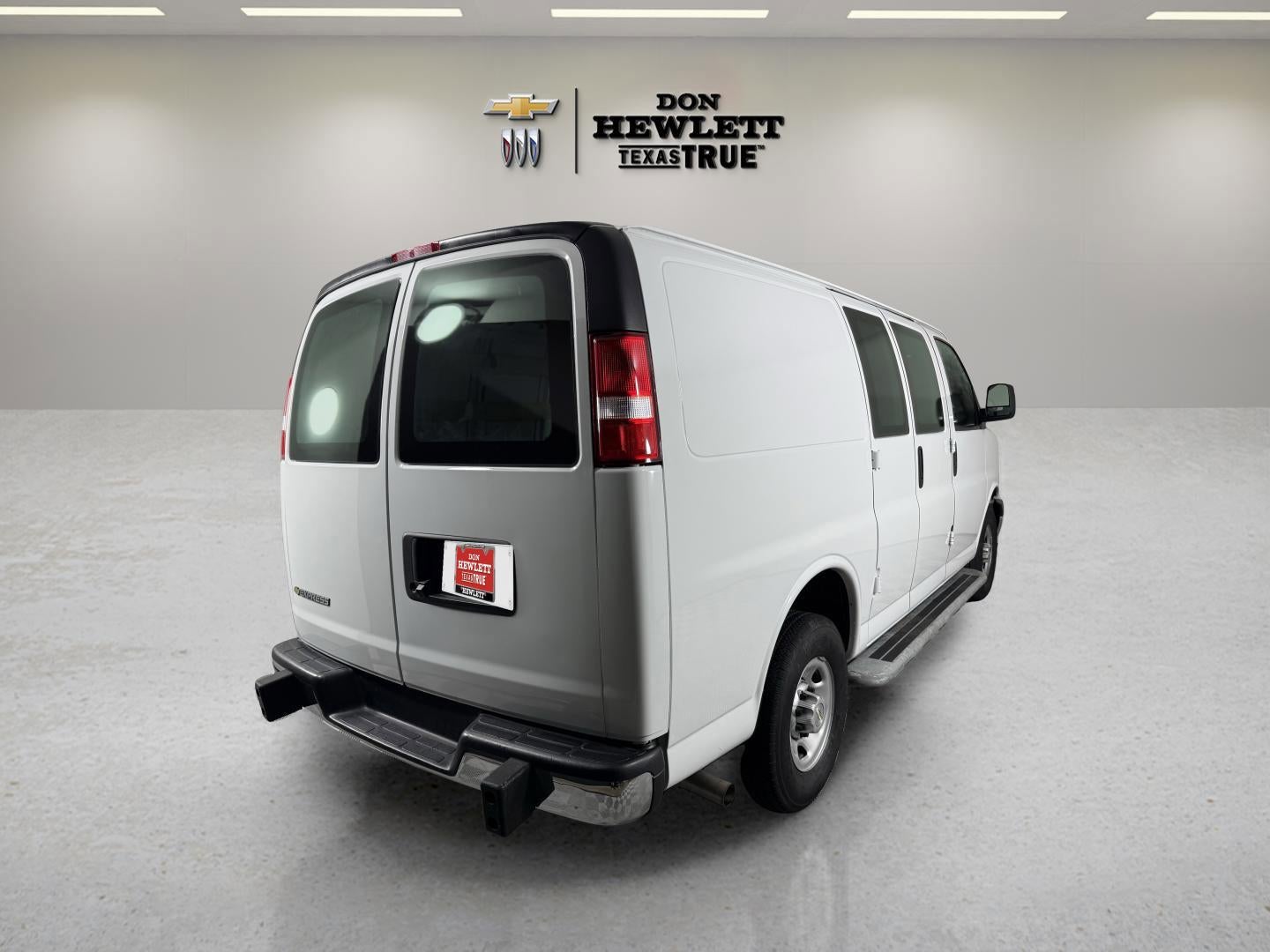 2024 Chevrolet Express Cargo 2500 WT