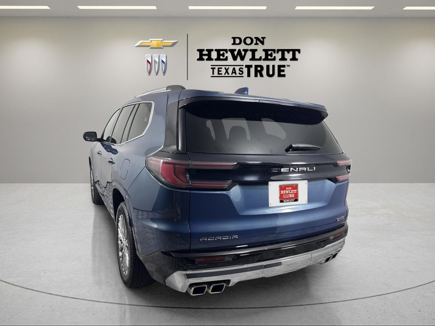2025 GMC Acadia Denali