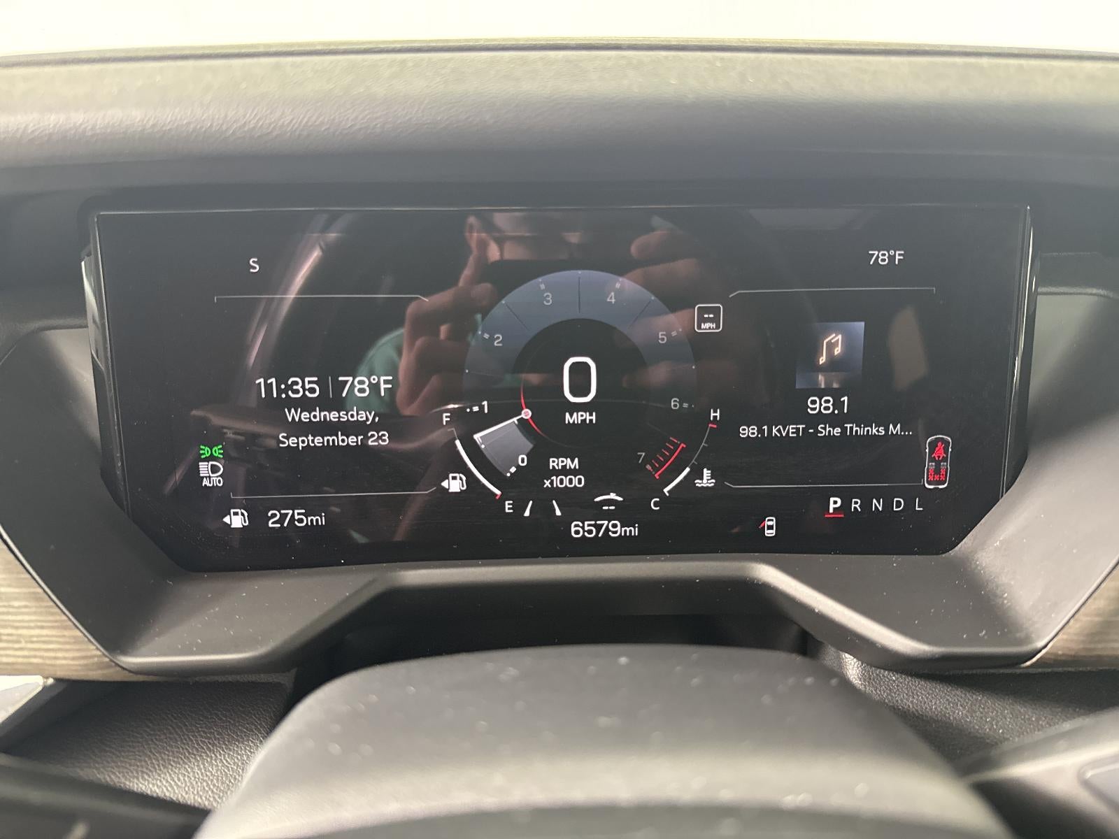 2025 GMC Acadia Denali