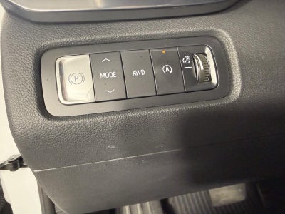 2024 GMC Acadia AT4