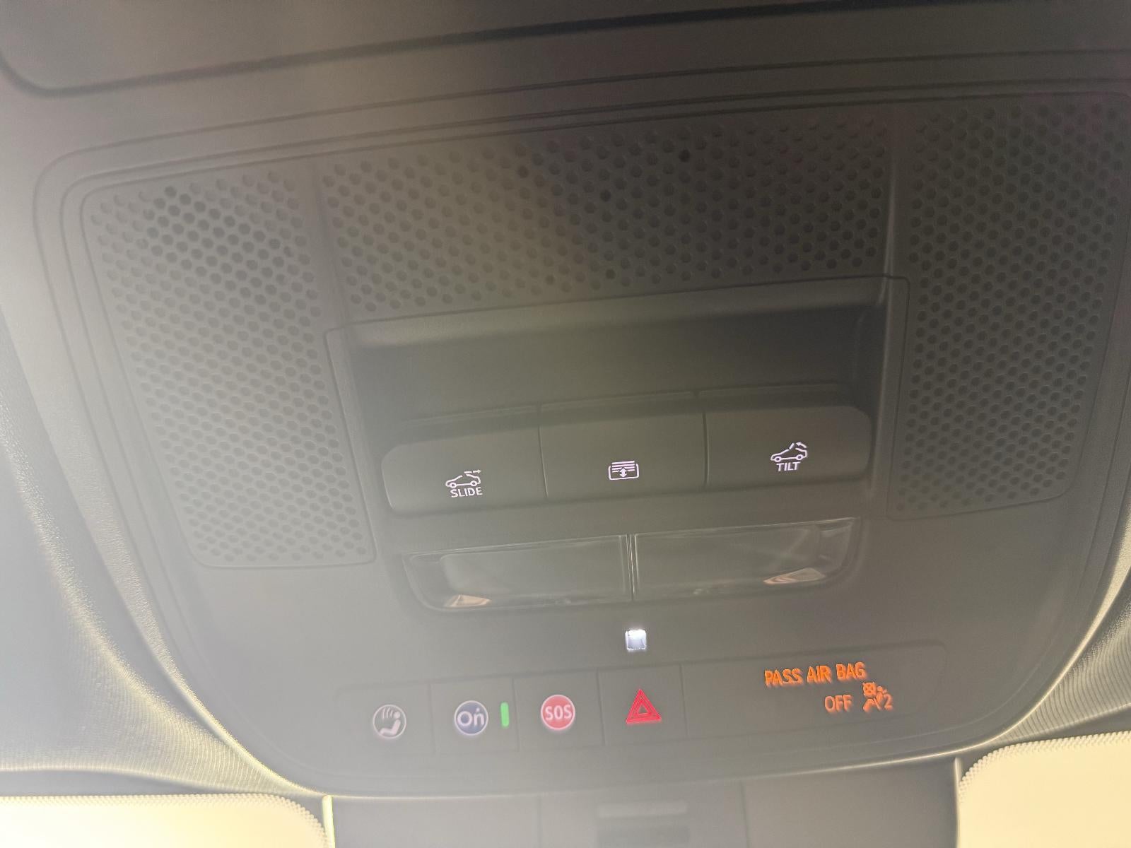 2024 GMC Acadia AT4