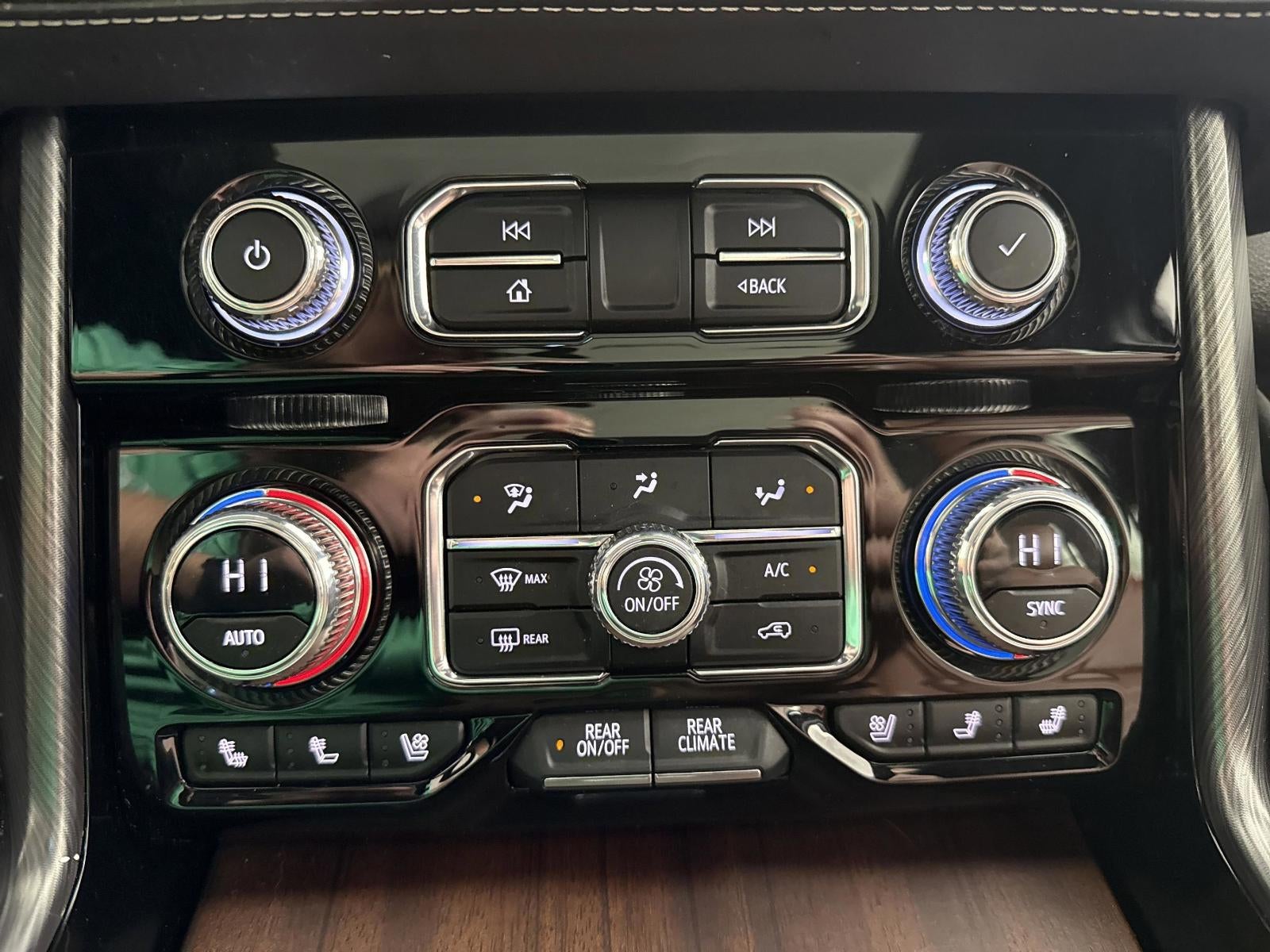 2023 GMC Yukon XL Denali Ultimate