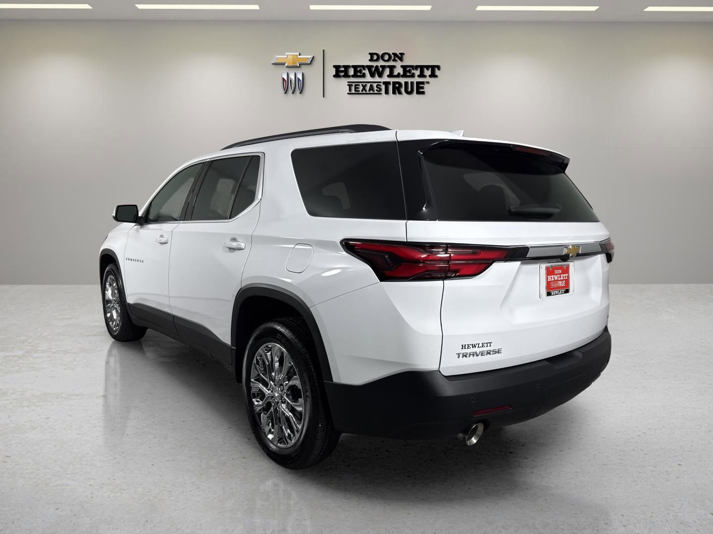 2022 Chevrolet Traverse LT Cloth