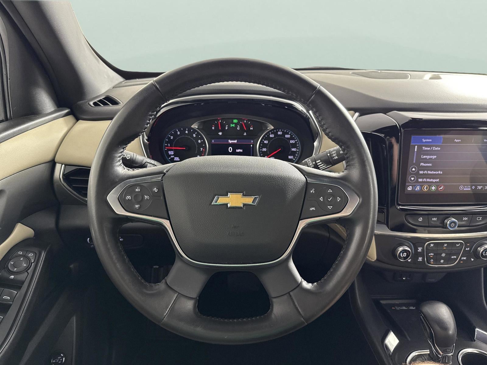 2022 Chevrolet Traverse LT Cloth