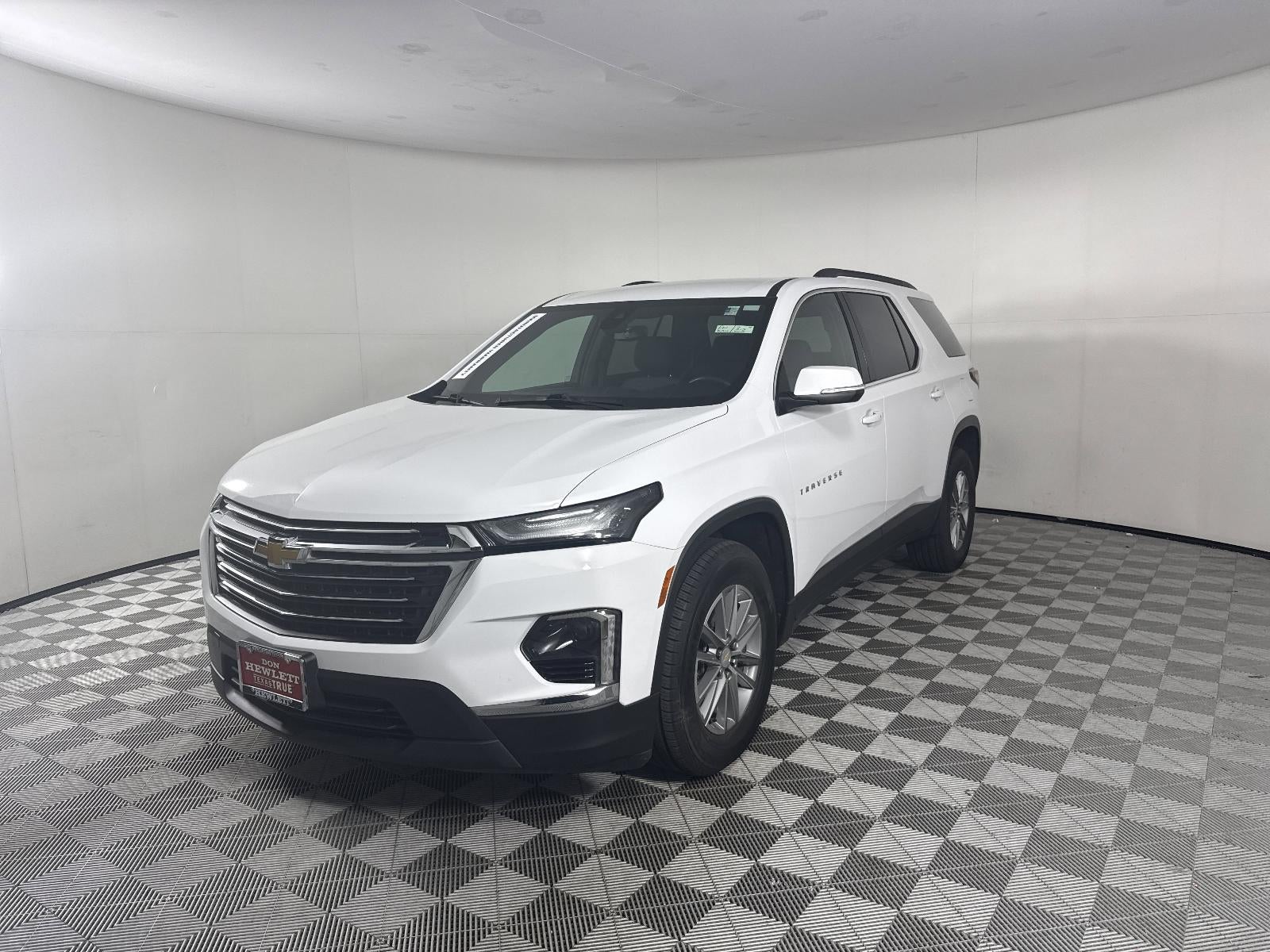 2022 Chevrolet Traverse LT Cloth