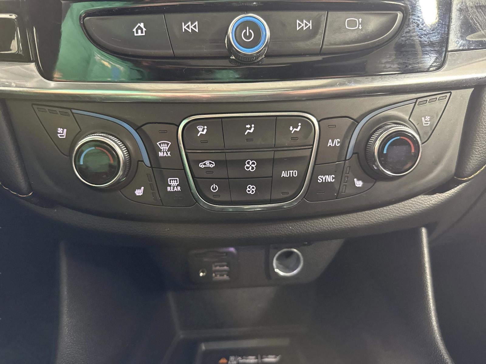 2021 Chevrolet Traverse Premier