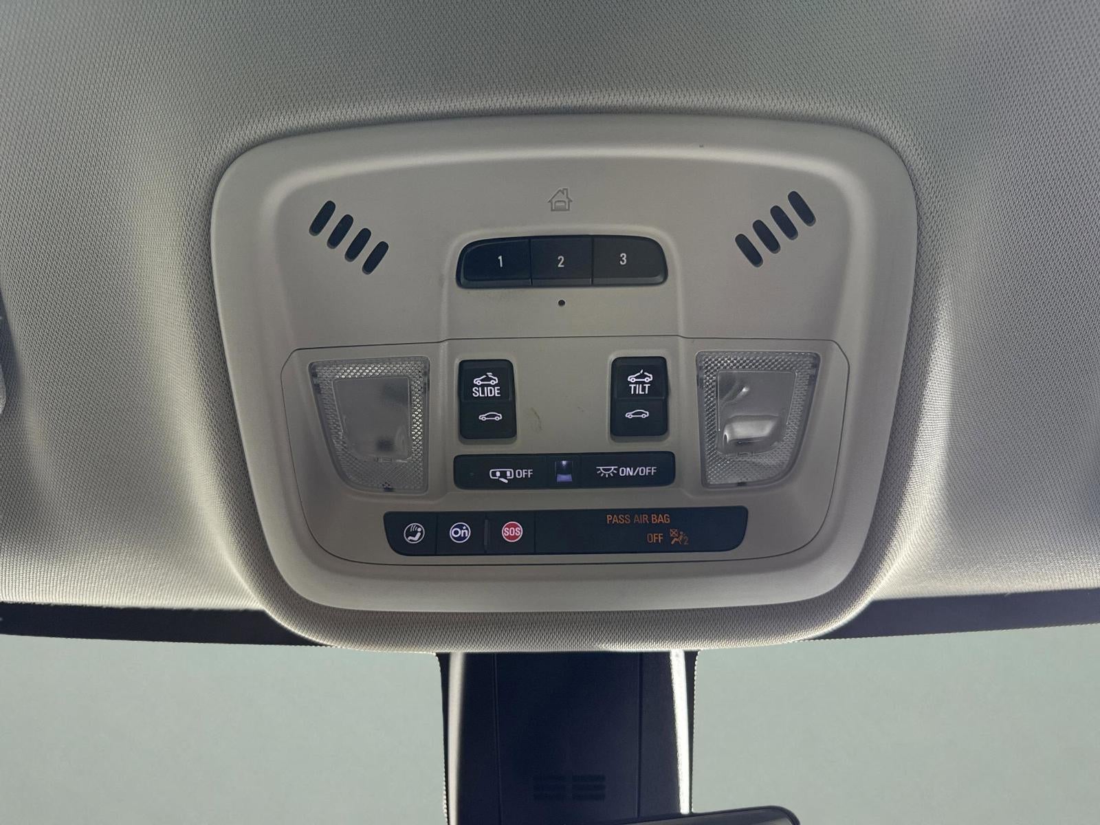 2021 Chevrolet Traverse Premier