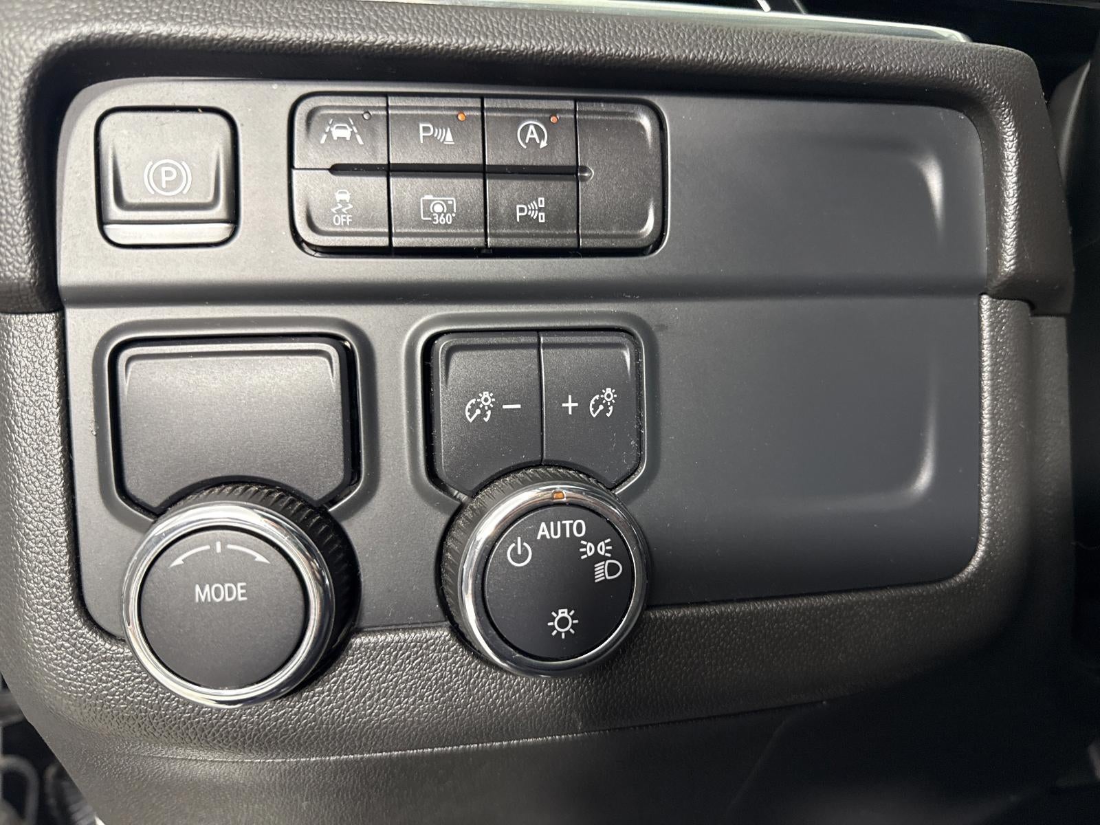 2025 Chevrolet Tahoe LS