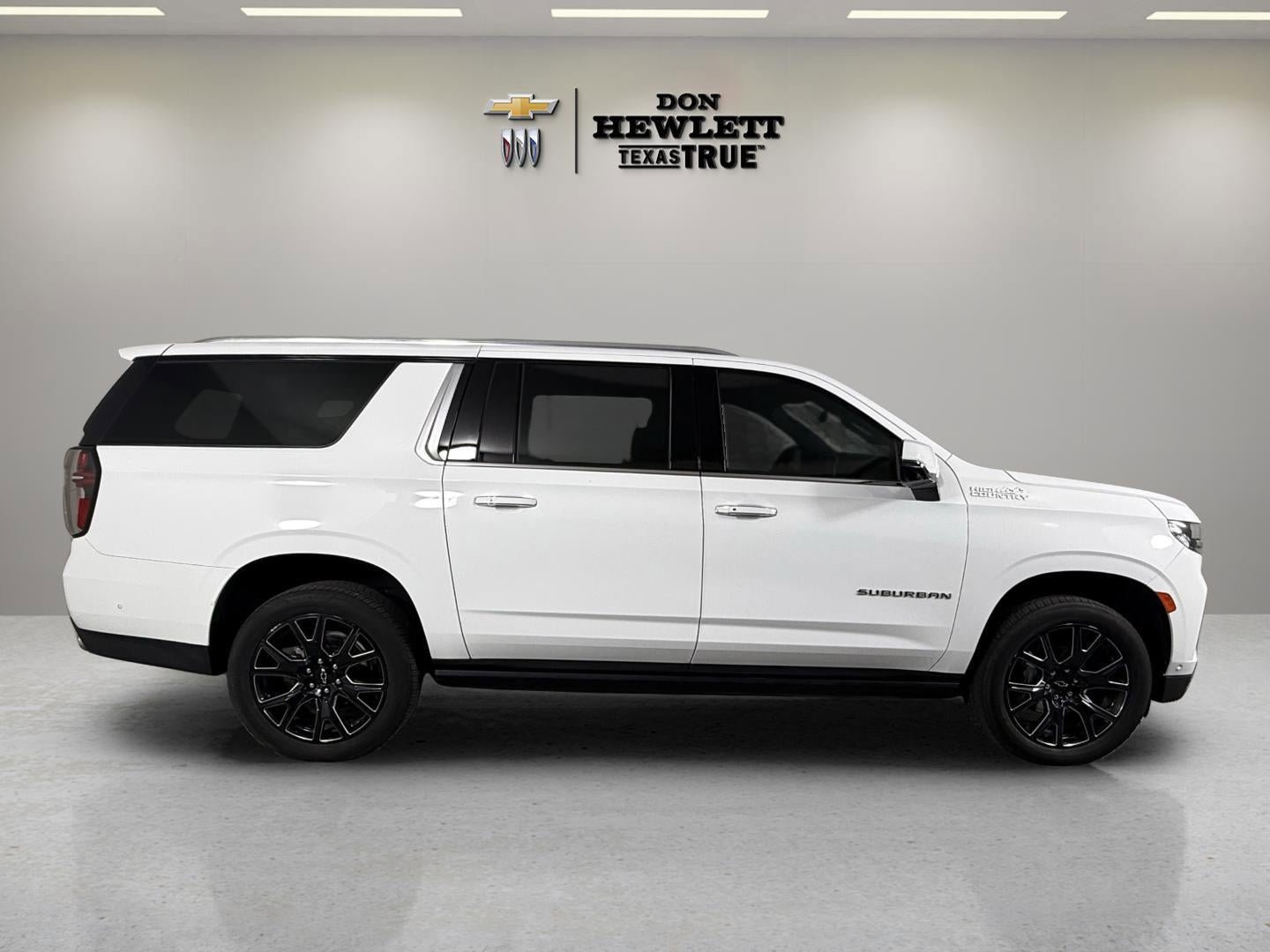 2023 Chevrolet Suburban High Country