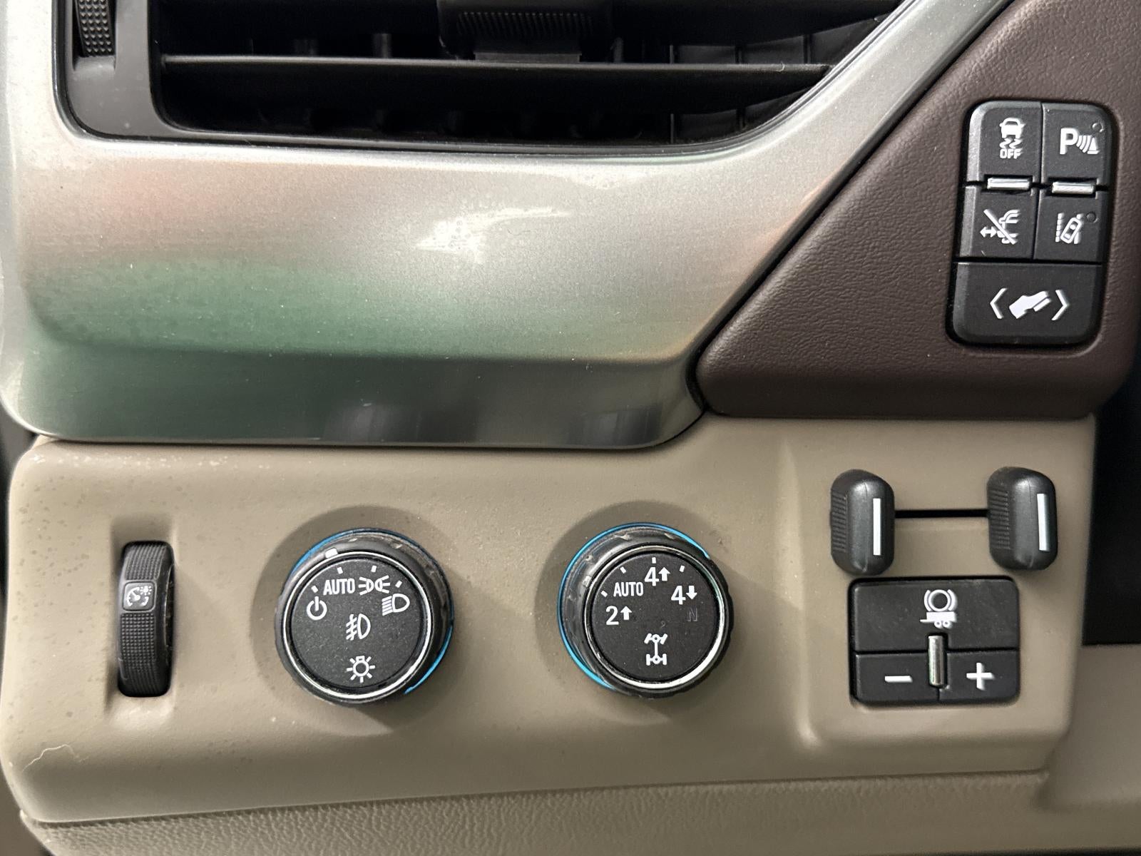 2015 Chevrolet Suburban LTZ