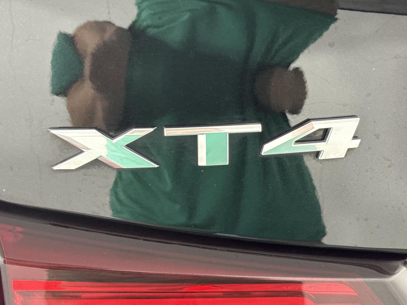 2025 Cadillac XT4 Premium Luxury