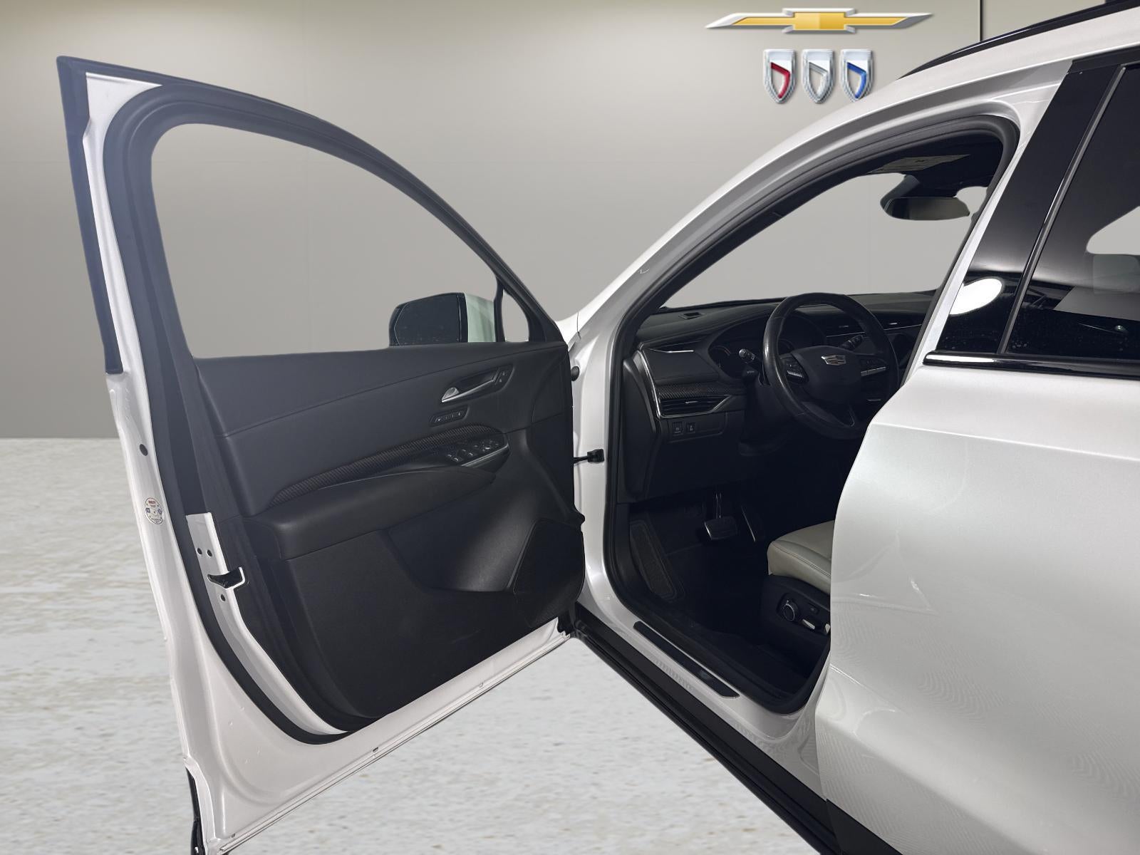 2023 Cadillac XT4 FWD Sport
