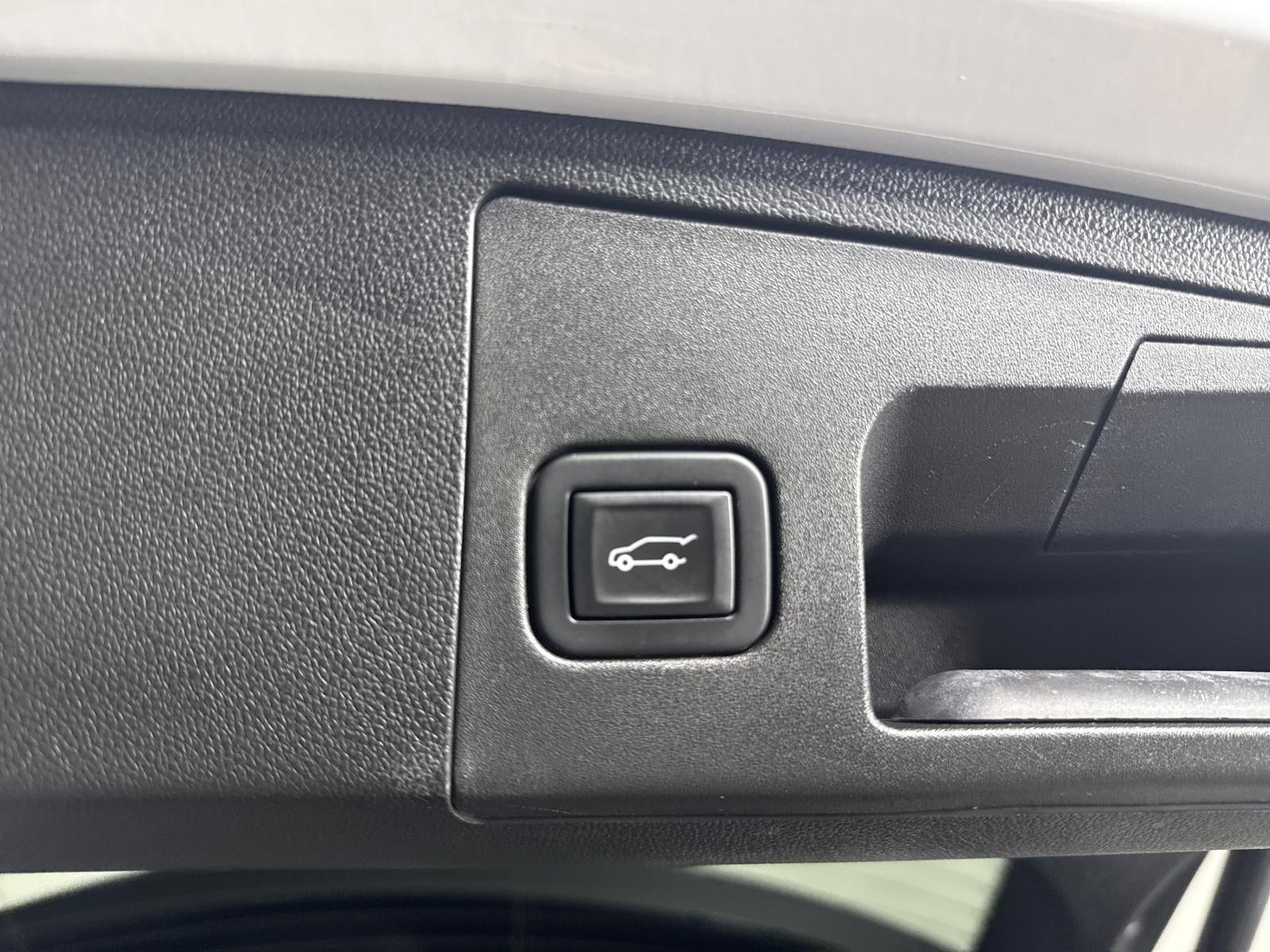 2023 Cadillac XT4 FWD Sport